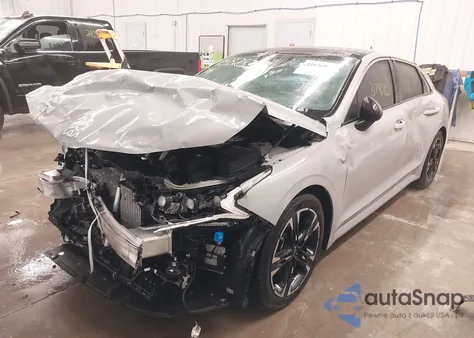 2022 Kia K5 Gt-Line z USA, uszkodzony, nr VIN 5XXG64J29NG122706